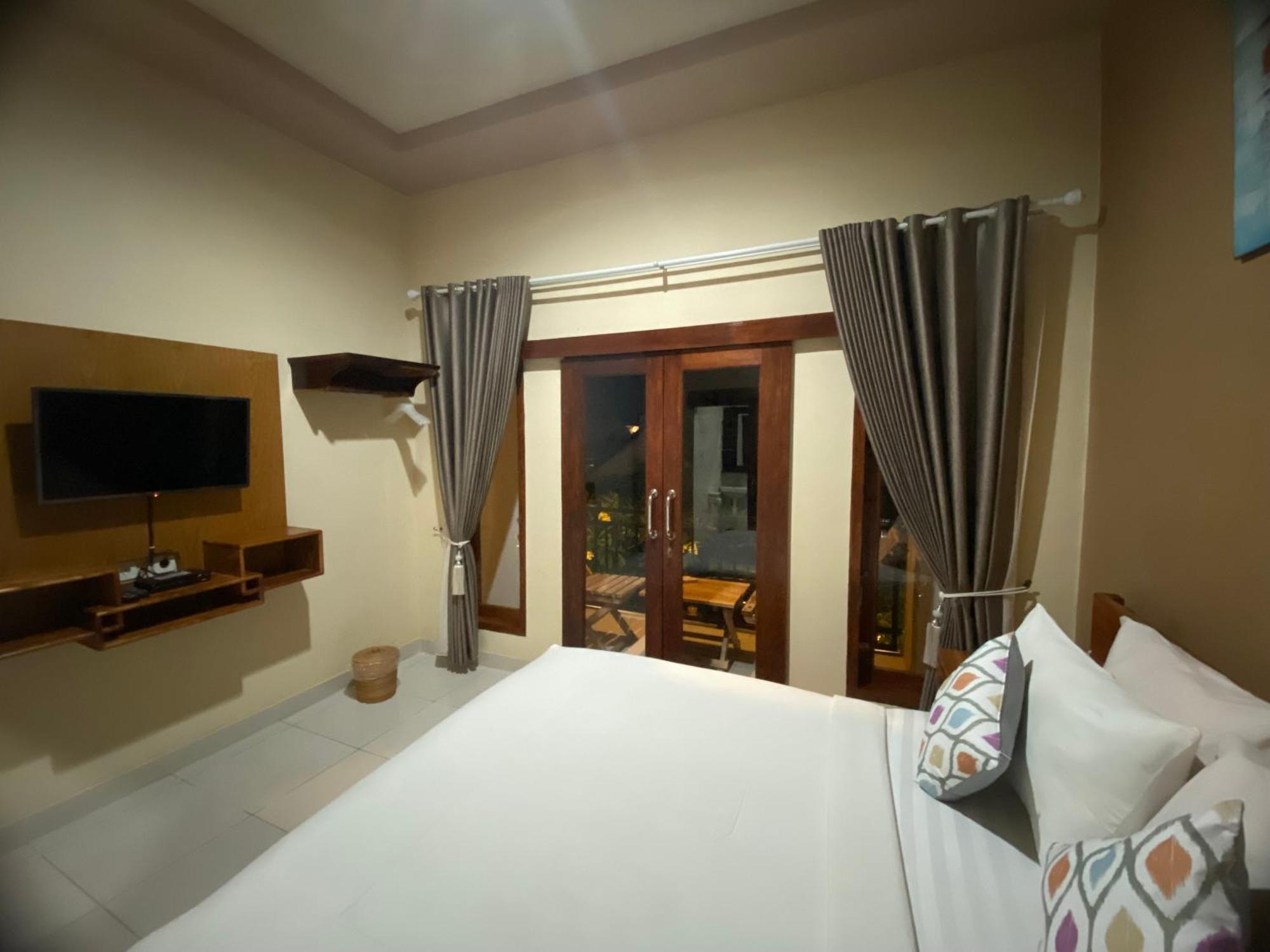 Semilir Inn Сенггиги Экстерьер фото